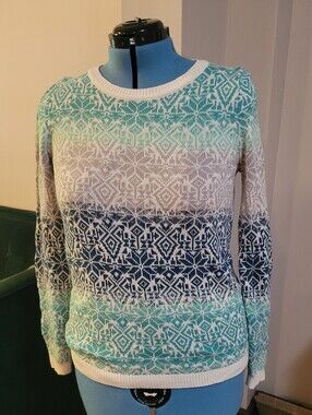 💚💚3 for $15💚💚 Womens Blue and White Sweater